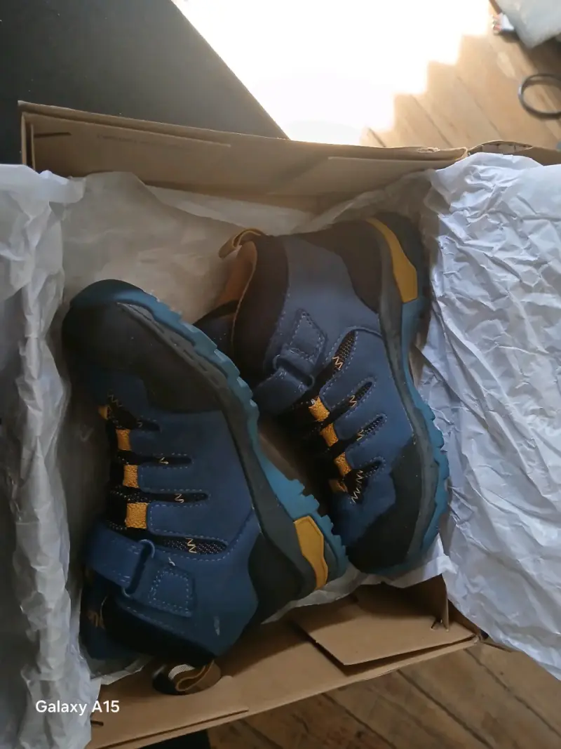Botas de trekking infantiles lippi azul y negro - 2