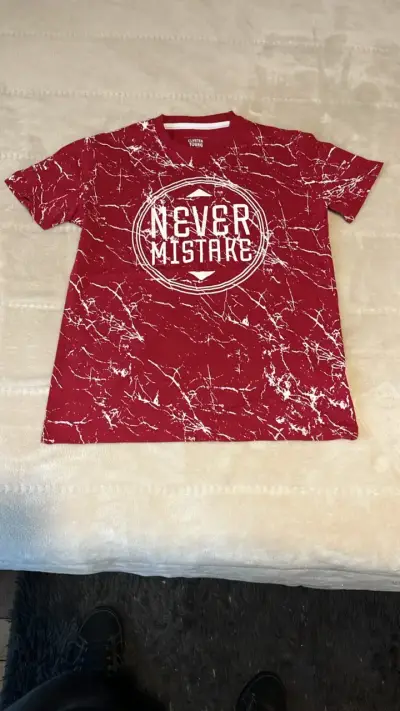 Polera roja estampada Clother Young - miniatura 1