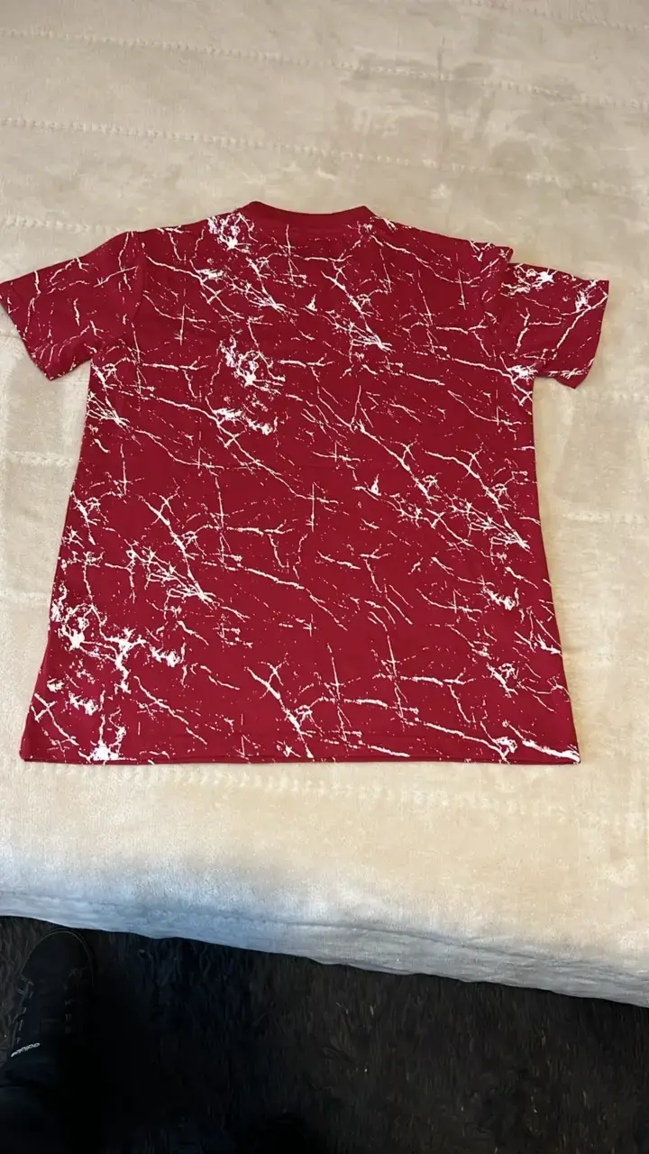 Polera roja estampada Clother Young - 2