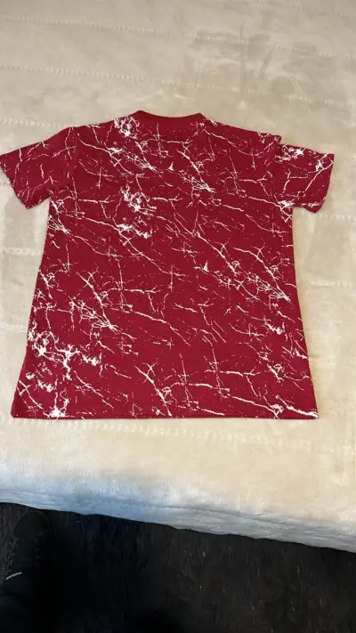 Polera roja estampada Clother Young - miniatura 2