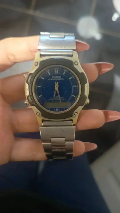 Reloj Casio Illuminator azul metálico - miniatura 1