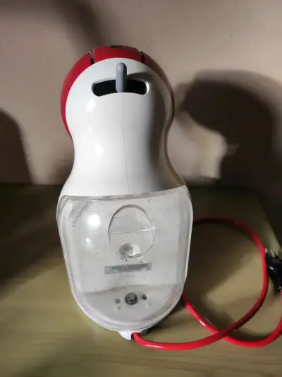 Cafetera Dolce Gusto automática roja - miniatura 1