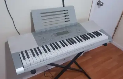 Teclado Electrónico Casio LK 280. - miniatura 1