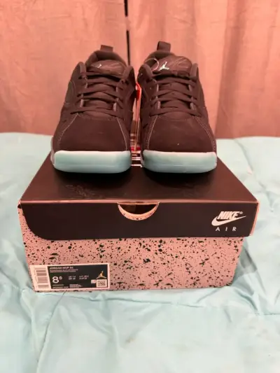 Zapatillas deportivas con suela azul hielo - miniatura 2