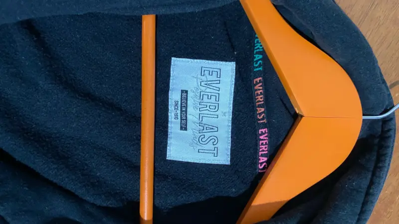 Chaqueta negra Everlast con cierre - 3