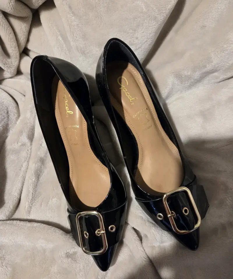 Zapatos de tacón negro charol con hebilla - 6