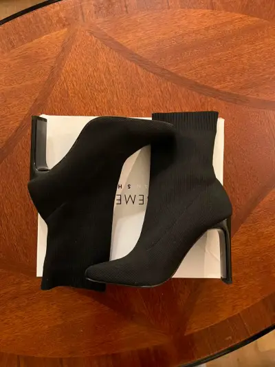 Botines negros de tacón alto elegantes - miniatura 2