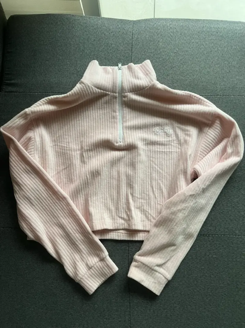 Polerón rosado con cierre medio cuello alto - 1