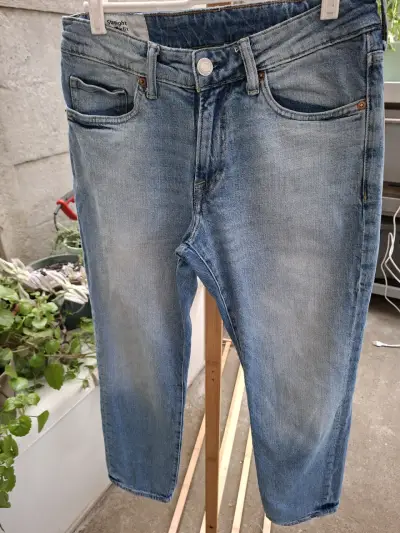 Jeans rectos azul claro para mujer H&M - miniatura 1