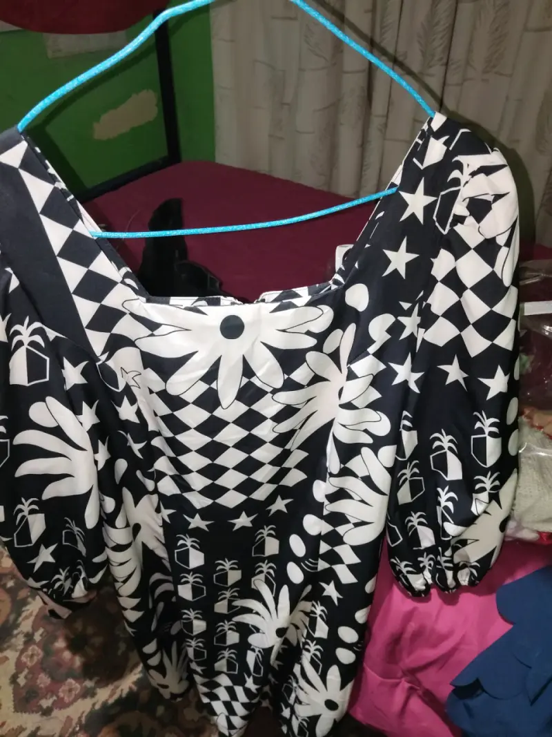Vestido estampado blanco y negro - 1