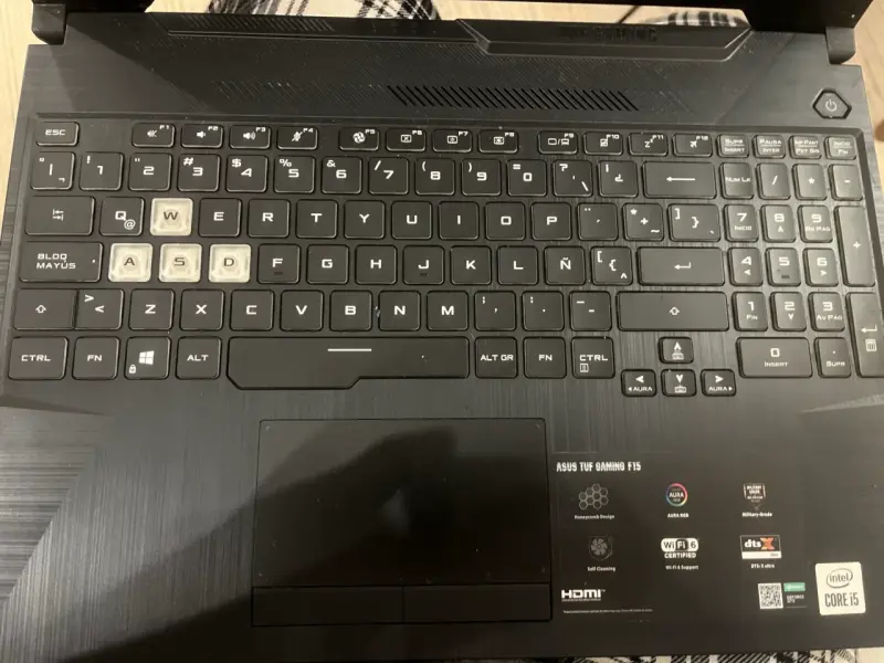 Laptop ASUS TUF Gaming potente y moderna - 4