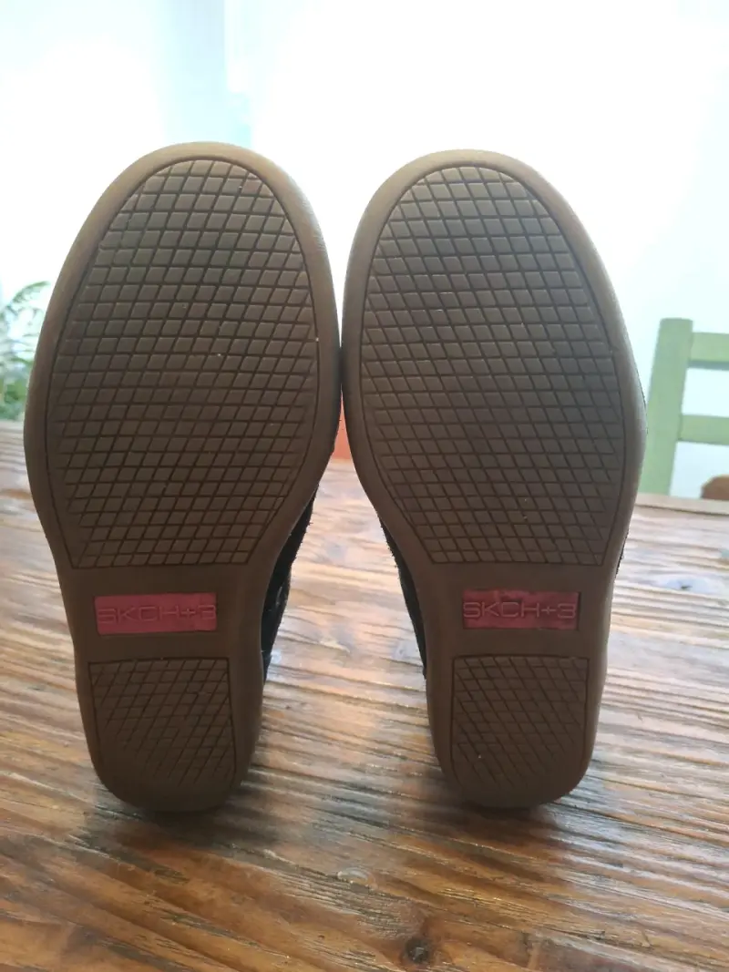 Zapatillas sckechers +3 con velcro - 3