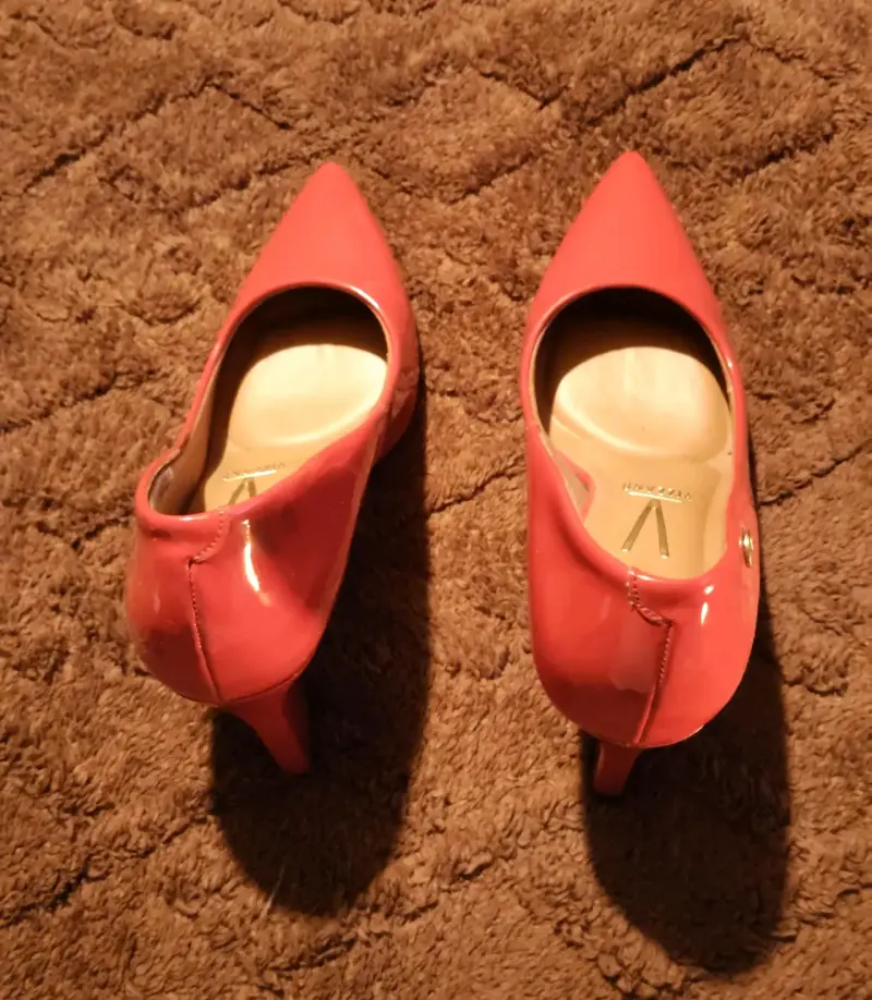 Zapatos de tacón rojo elegantes - 3