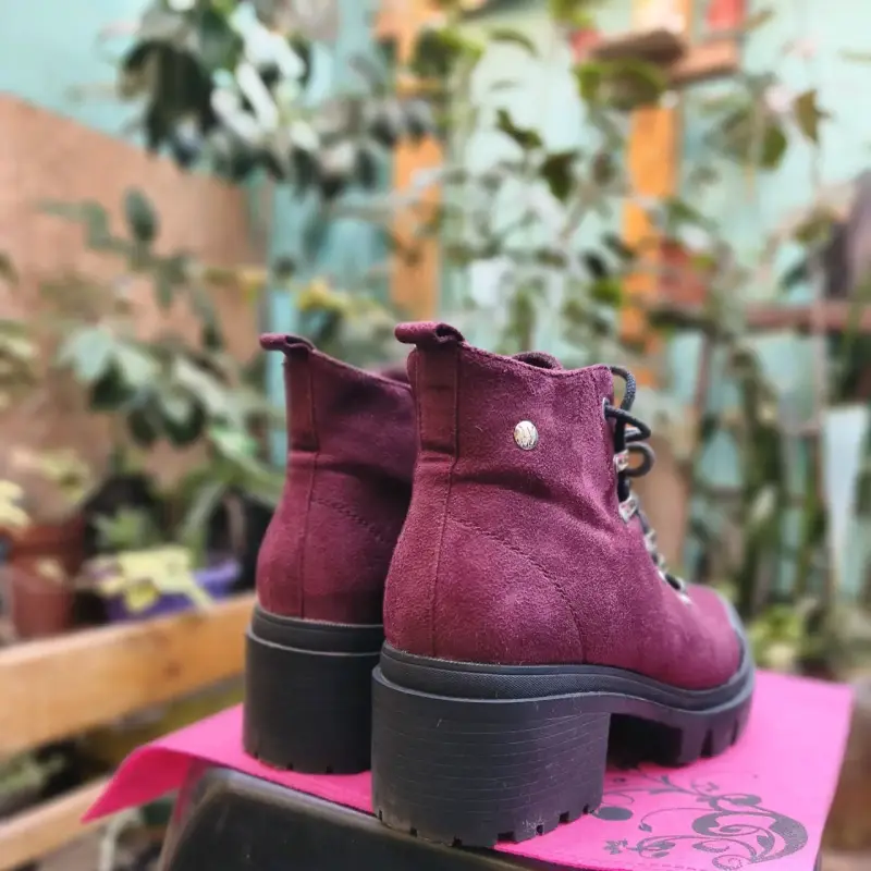 Botines de gamuza burdeos con plataforma - 3