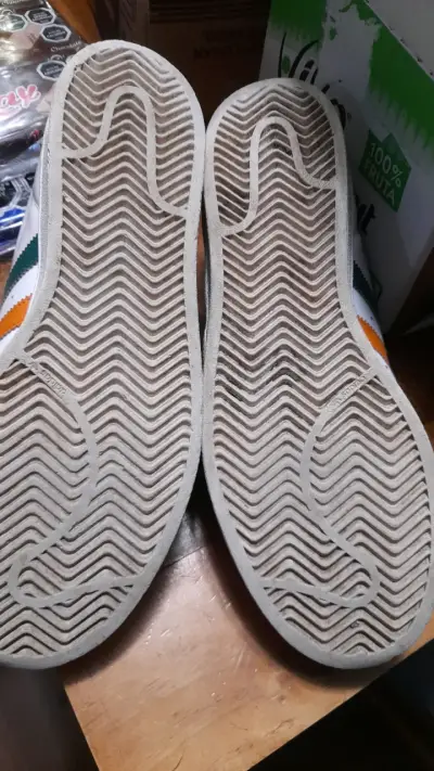 Zapatillas Adidas blancas clásicas 42 1/2 - miniatura 5