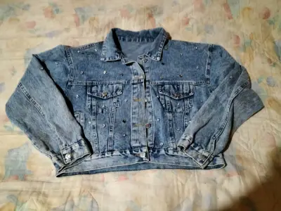 Chaqueta de mezclilla con tachas - miniatura 1