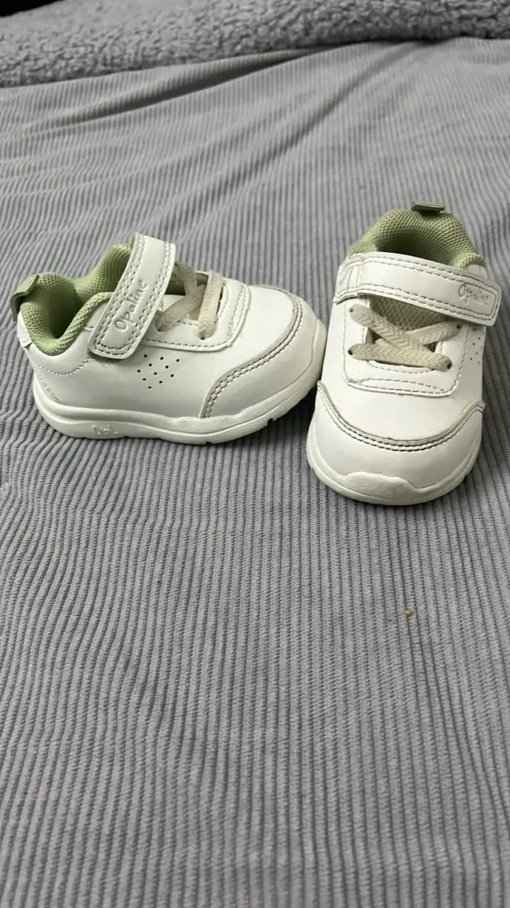 Zapatillas blancas de bebé Opaline - 1