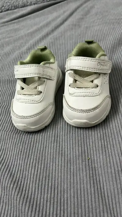 Zapatillas blancas de bebé Opaline - miniatura 2