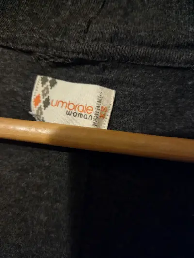 Polera negra Umbrale mujer talla XS - miniatura 1