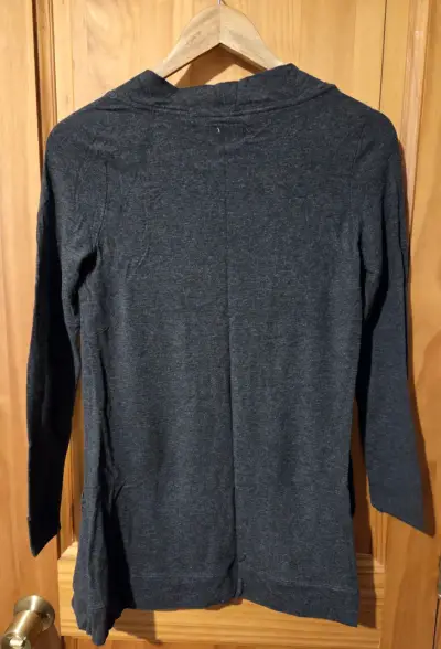 Polera negra Umbrale mujer talla XS - miniatura 4