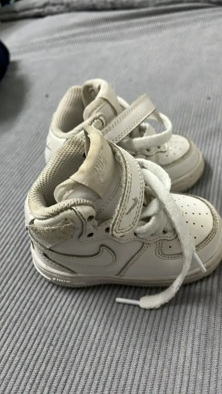 Zapatillas Nike Air Force 1 blancas para niños - 2