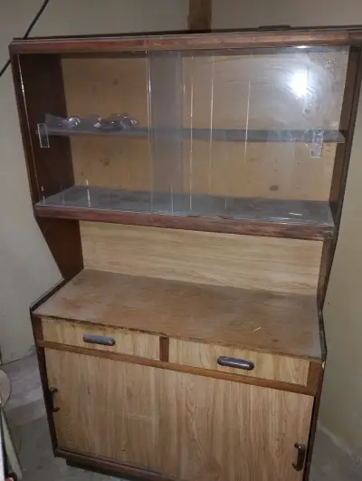 Mueble de cocina vintage con vitrina - miniatura 2