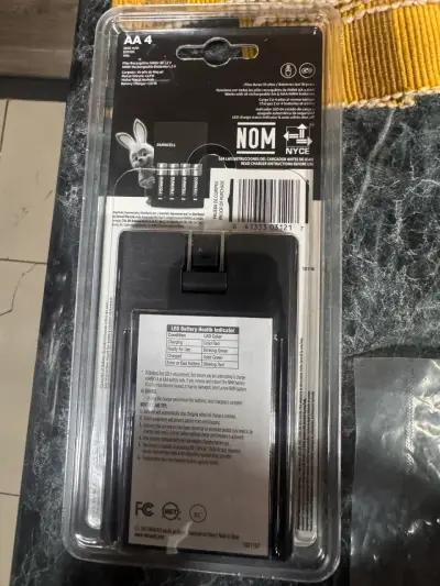 Cargador Duracell con pilas recargables AA - miniatura 3