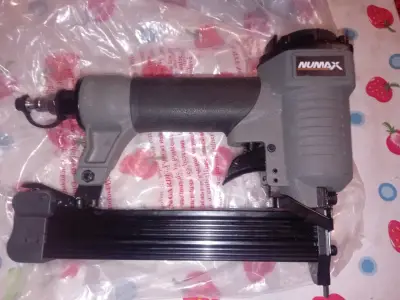 Engrapadora neumática Numax SST422J calibre 20 - miniatura 3