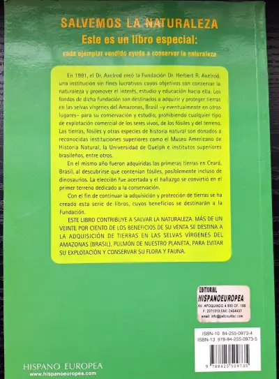 Libro 'Gatos: Cuidados y Variedades' - miniatura 2