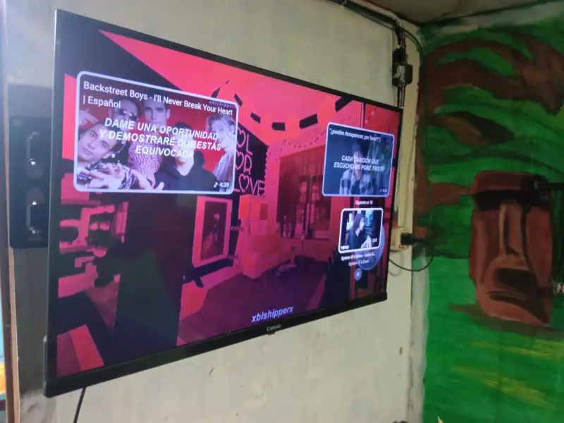 Smart tv caixun 32* - 1