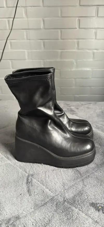 Botines negros de cuero con plataforma - miniatura 1