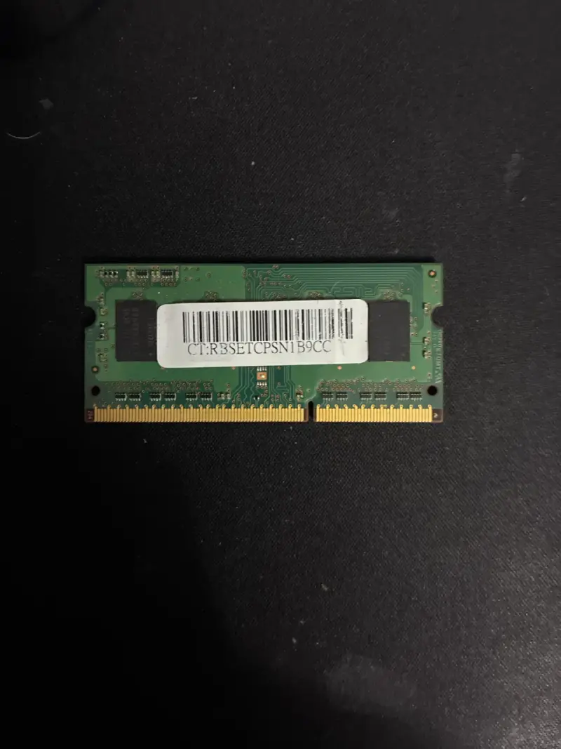 Memoria RAM Samsung 2GB DDR3 para laptop - 2