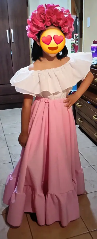 Vestido de niña rosa con volantes - miniatura 2