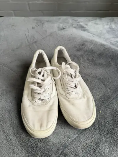 Zapatillas VANS blancas casuales de lona - miniatura 2