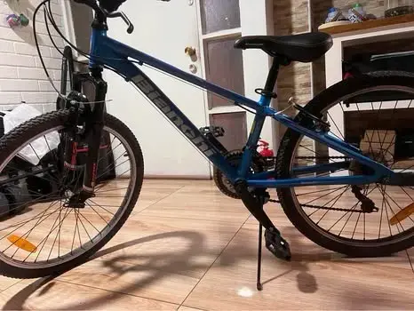 Bicicleta montaña azul con suspensión - 3