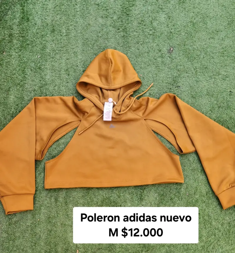 Polerón Adidas con capucha color mostaza