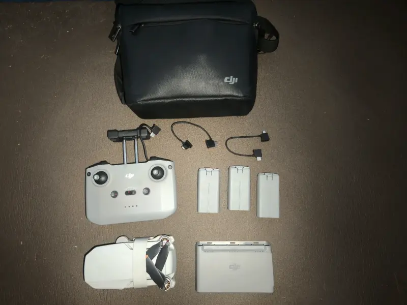 Kit completo DJI Mini 2 Fly More Combo - 4