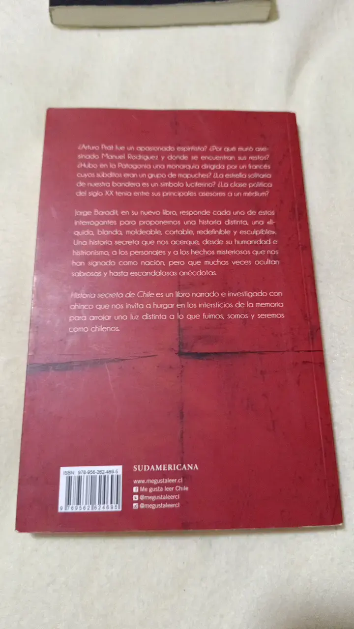 Libro 'Historia Secreta de Chile' de Jorge Baradit - 2