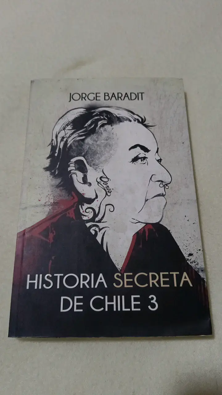 Libro Historia Secreta de Chile 3 Jorge Baradit - 1