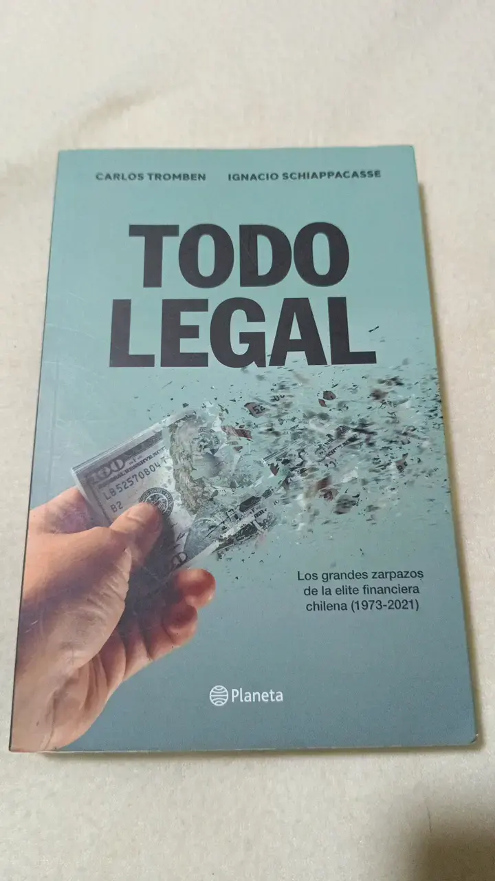 Libro 'Todo Legal' de Carlos Tromben - 1