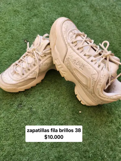 Zapatillas Fila con brillos talla 38 - miniatura 1