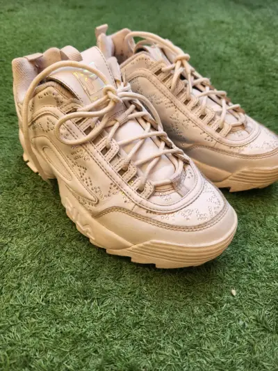 Zapatillas Fila con brillos talla 38 - miniatura 4