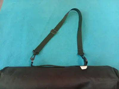Bolso negro porta cuchillos - miniatura 1