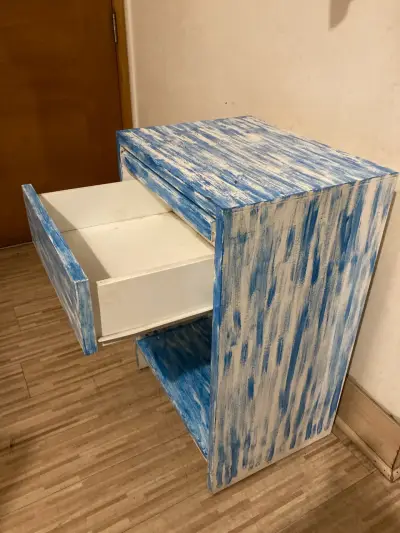 Mesa de noche vintage azul con cajón - miniatura 3
