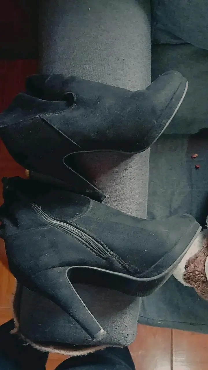 Botines de tacón alto negros para mujer
