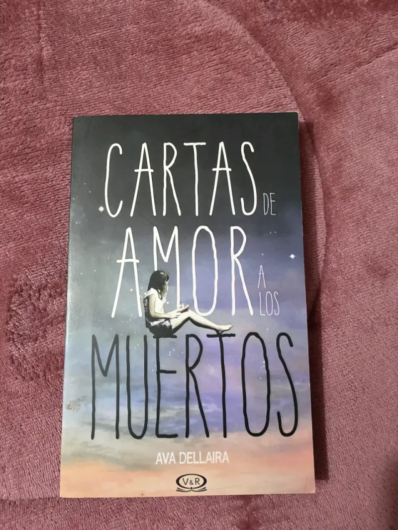 Libro 'Cartas de amor a los muertos' de Ava Dellaira