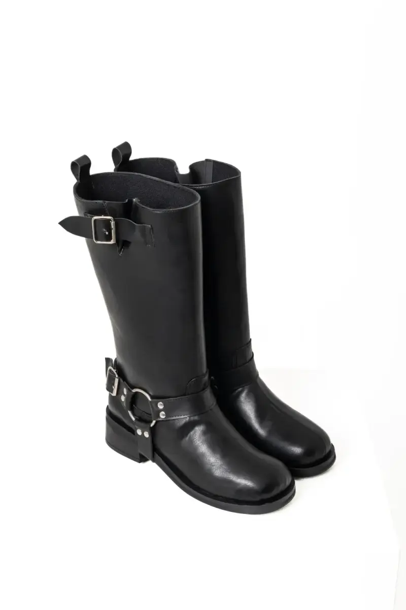 Botas negras de cuero Marca Macu shop estilo biker - 2