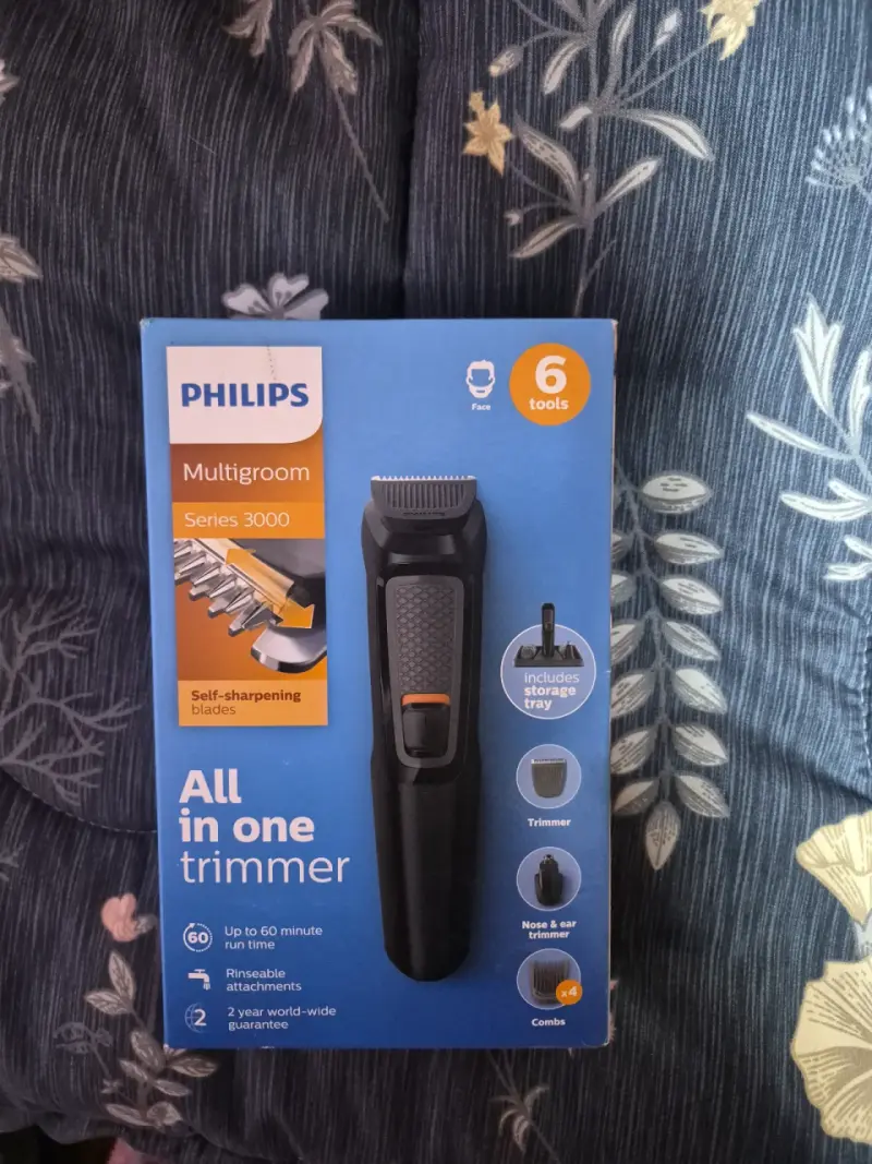 Cortadora Philips Multigroom Series 3000 - 1