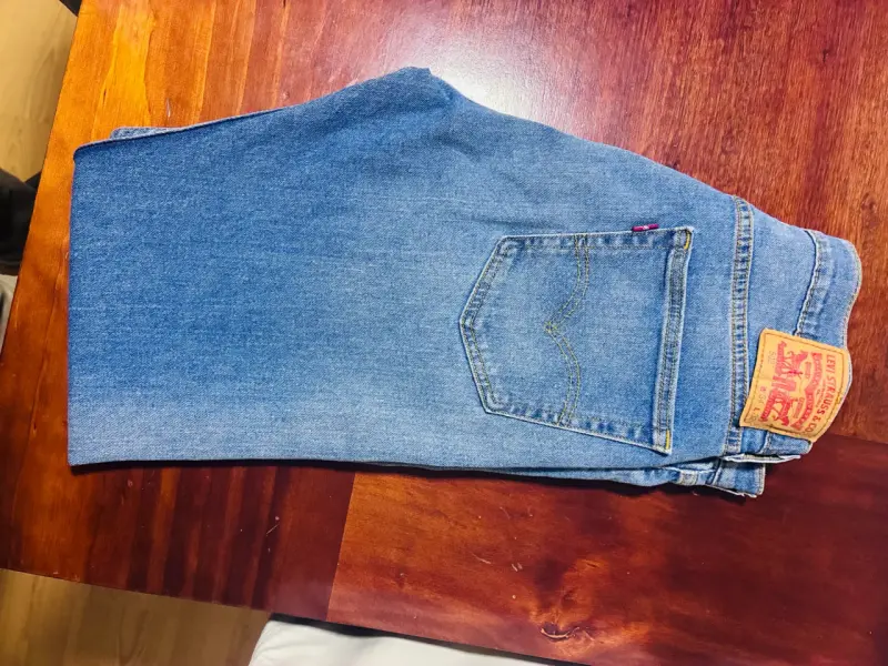 Jeans clásicos de mezclilla azul para hombre - 5