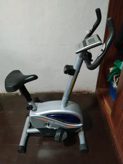 Bicicleta estática Oxford BC 3005 - miniatura 1